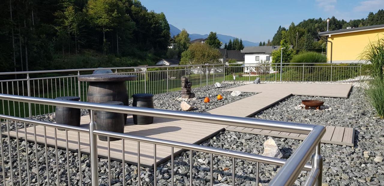 Gaestehaus Karoline Oberaichwald  エクステリア 写真