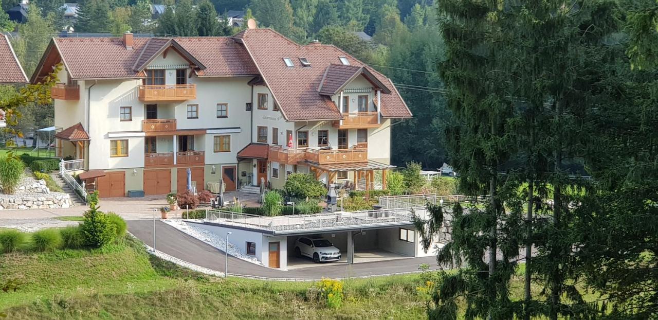 Gaestehaus Karoline Oberaichwald  エクステリア 写真